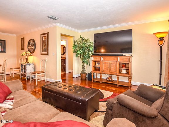 3rd image of 2327 Bonnie View Dr