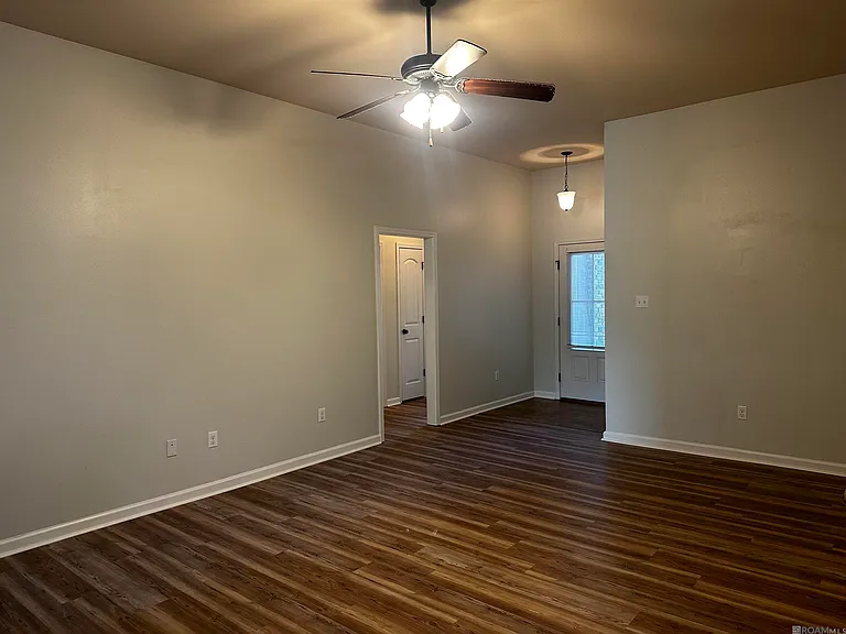 15359 Mossystone Dr — Photo 3
