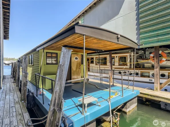 2706 Westlake Avenue N #84, Seattle, WA 98109