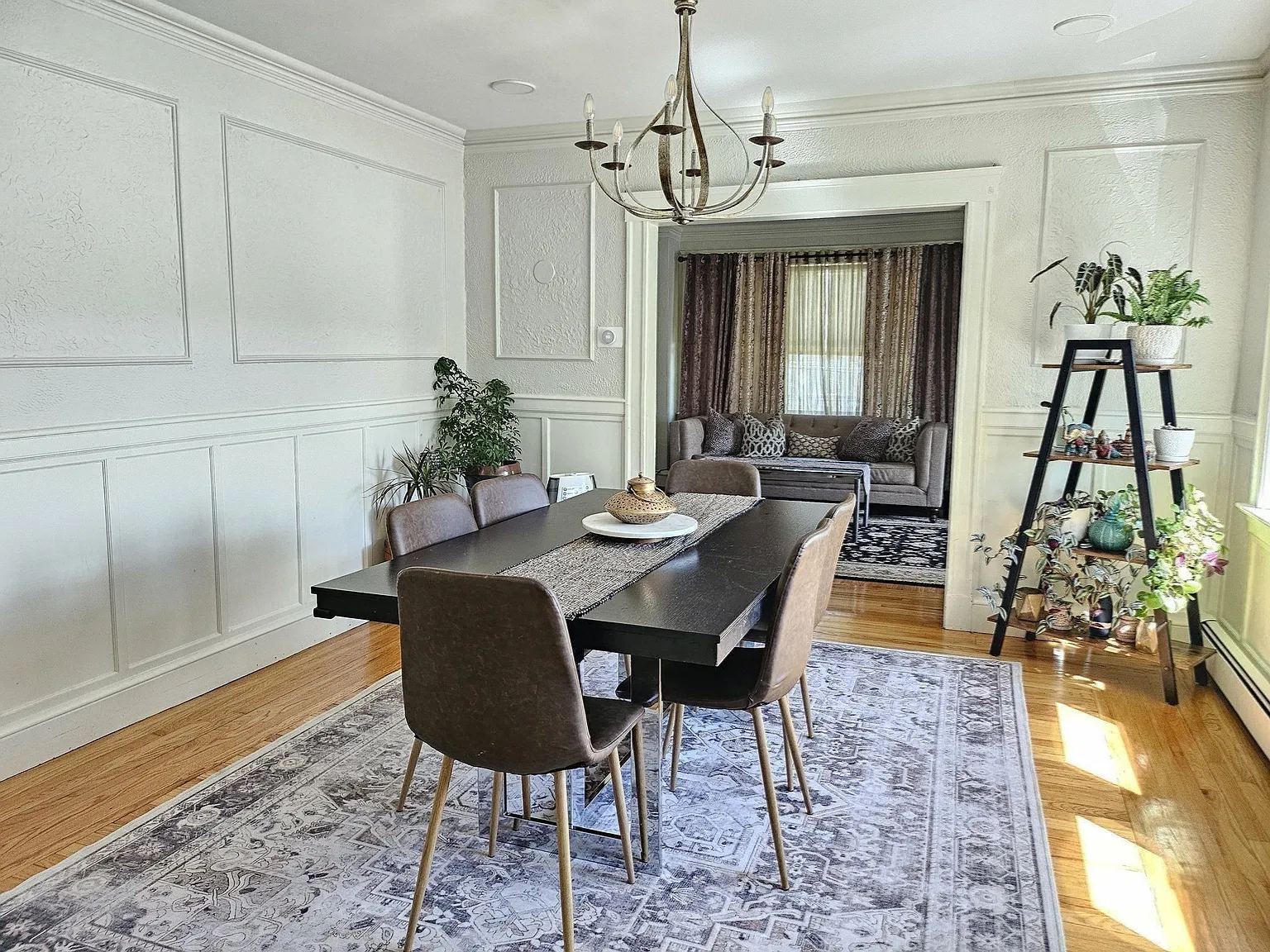 3 bed, 2188 sqft, $3,800 — Photo 4
