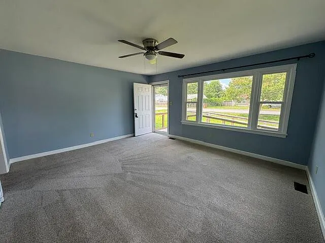 3501 Westmont Dr — Photo 4