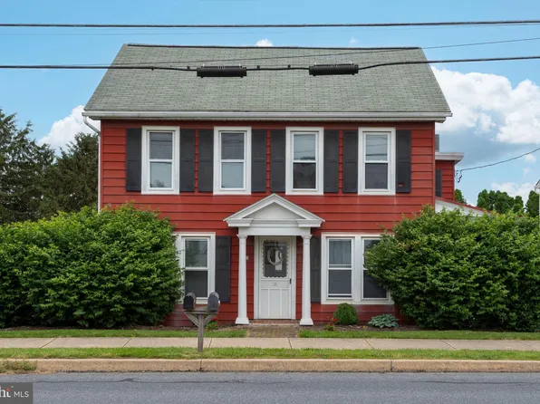 168 S Market St, Ephrata, PA 17522