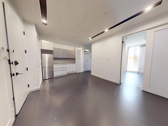 2nd image of 227 Winthrop St #4F
