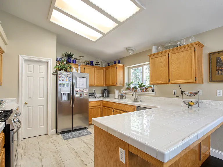 245 Hazel Ln — Photo 15