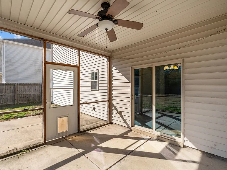 154 Blue Bay — Photo 39