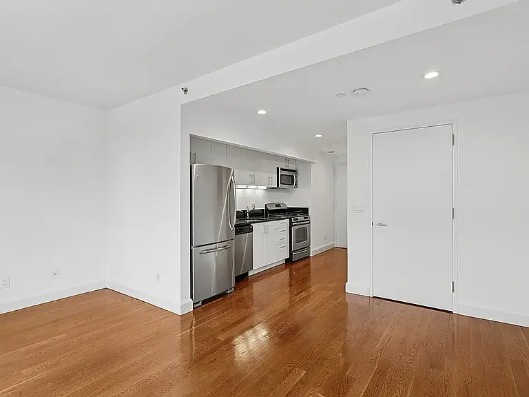 225 Schermerhorn St #16K — Photo 3