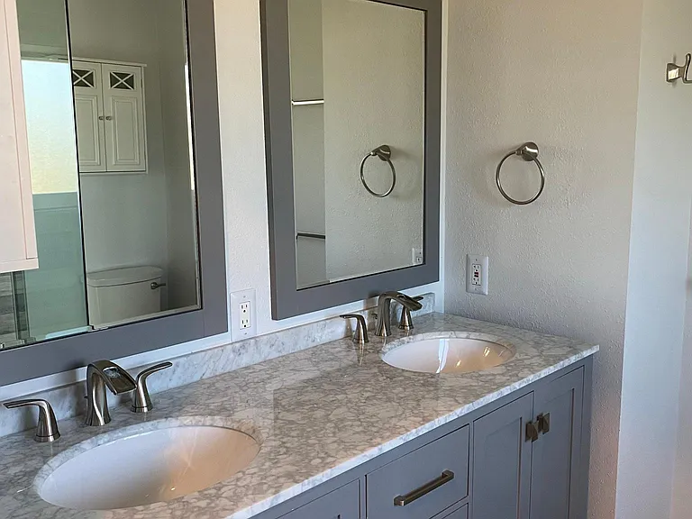 7868 Laurelridge Rd — Photo 10