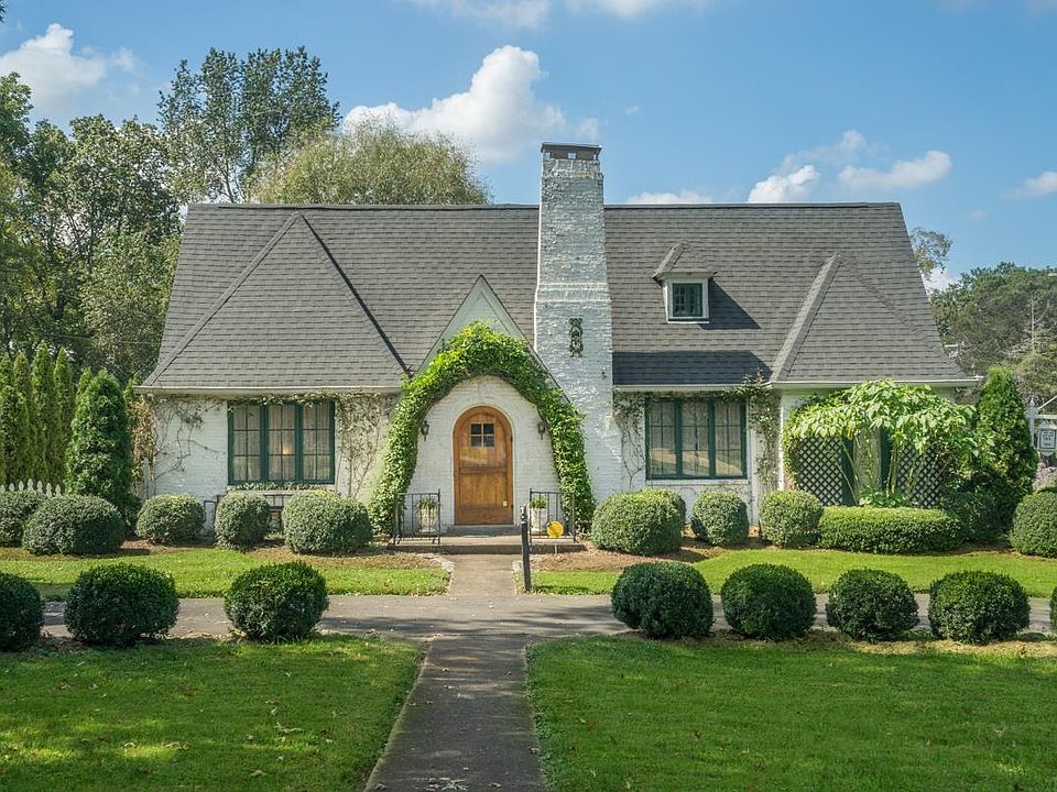1st image of 501 Wilson Blvd