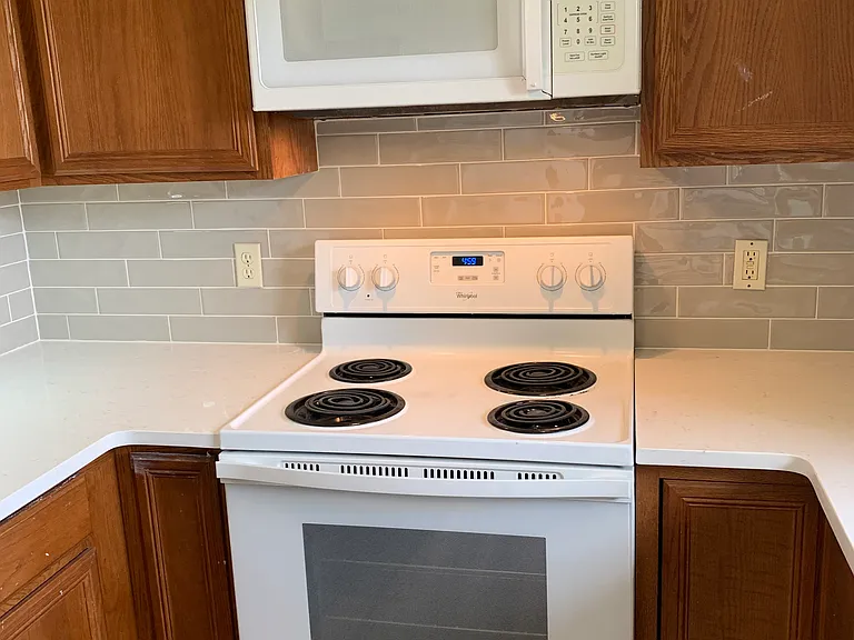 743 S Westview Cir — Photo 16