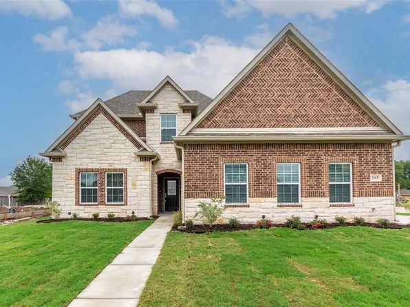 505 Ellis Place Dr, Greenville, TX 75402