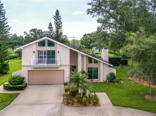 37138 Lake Yale Pl, Grand Island, FL 32735