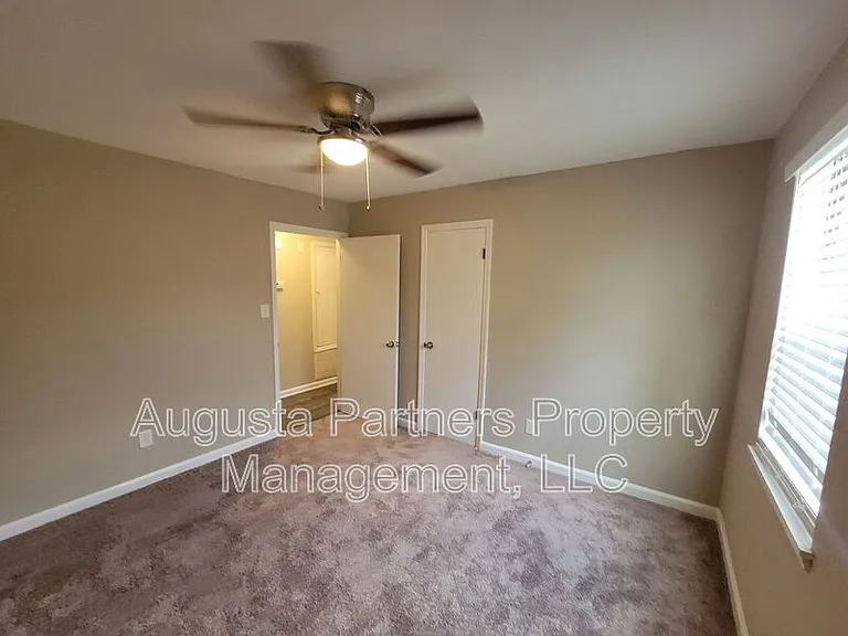 134 Stoneybrooks Pl #A — Photo 14