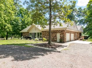 316 Wildwood Cir, Tecumseh, MI