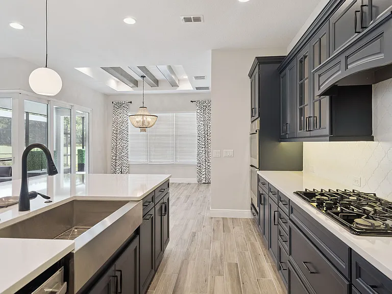 7790 Four Seasons Blvd — Photo 5