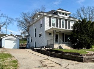 415 Park St, Oakland, IA 51560