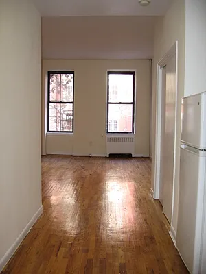 Rented by City Connections Realty | media 11