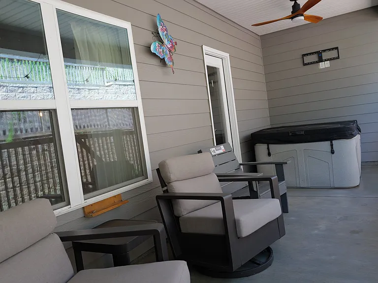 5862 Bay View Dr — Photo 39