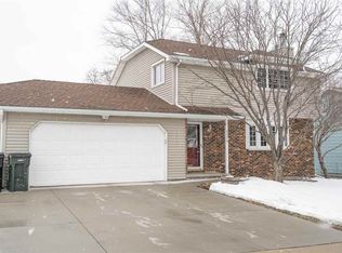 1515 Erik Rd, Cedar Falls, IA 50613