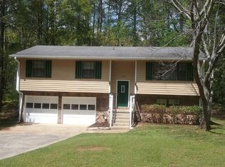 1495 Diplomat Dr, Riverdale, GA 30296
