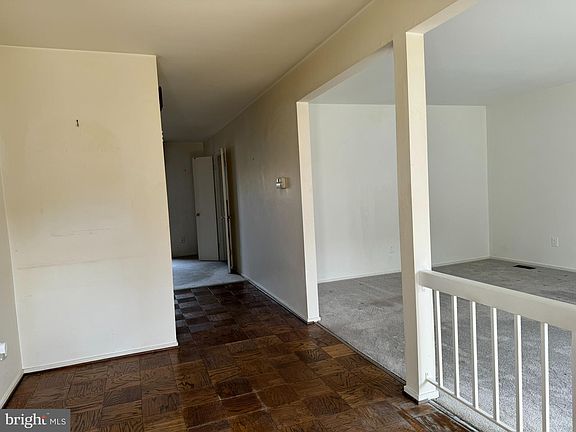 3rd image of 9509 Briar Glenn Way