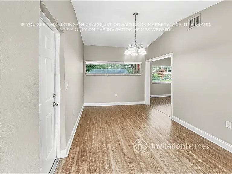 3621 Sutton Dr — Photo 16