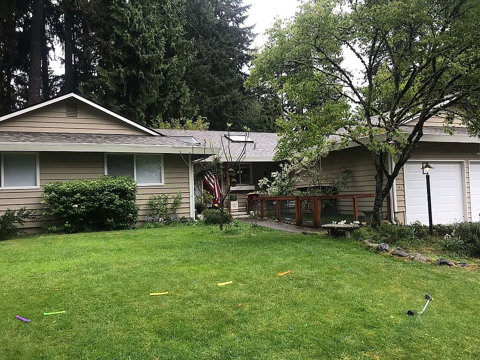 1st image of 7448 NE 121st St