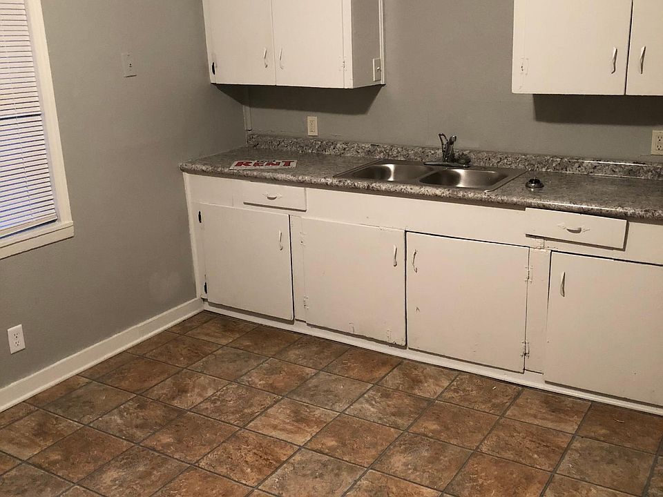 2nd image of 6249 Rufus Dr