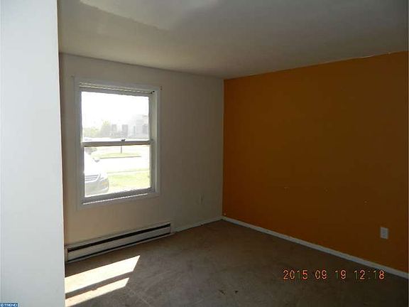 5th image of 1009 Glasgow St