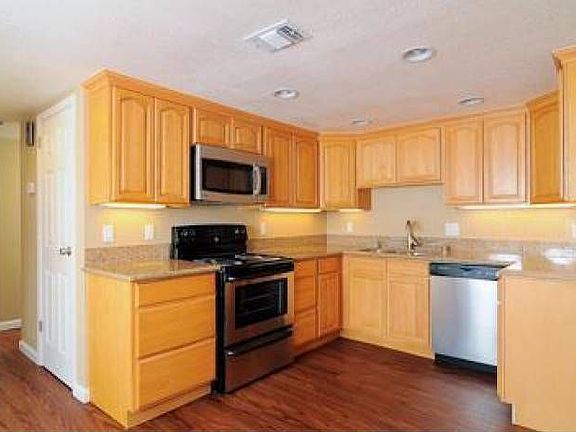 4th image of 4980 Polk Ave