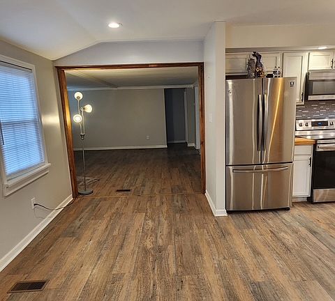 4th image of 6261 Westhaven Dr