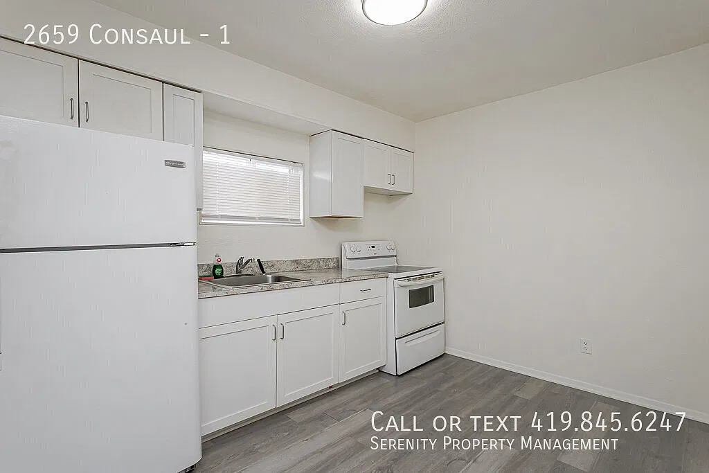 Your Cozy Fall Retreat Awaits! Remodeled Garden-Level 1-Bedroom — Photo 4