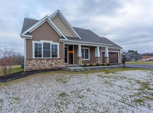 6421 Southgate Hills Dr, Victor, NY 14564