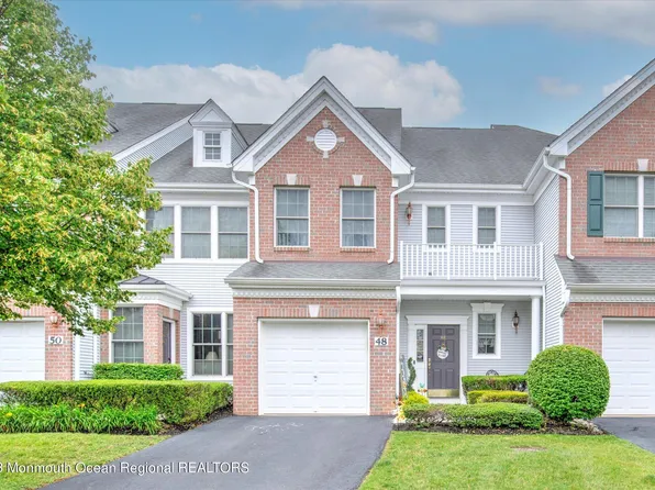 48 Fells Drive, Manalapan, NJ 07726