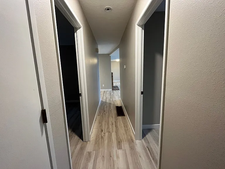 4387 Imperial Dr — Photo 20