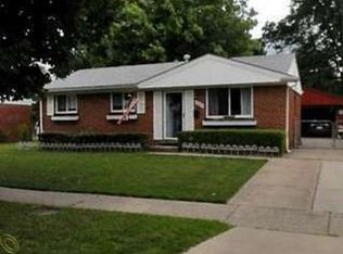 37639 Walnut St, Romulus, MI 48174