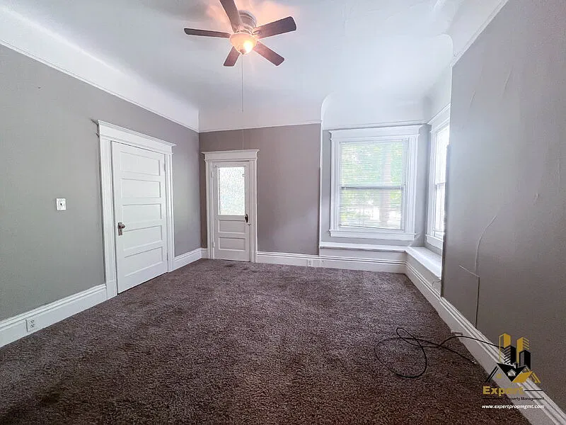 1 bed, 1.0 bath, $1,495 — Photo 3