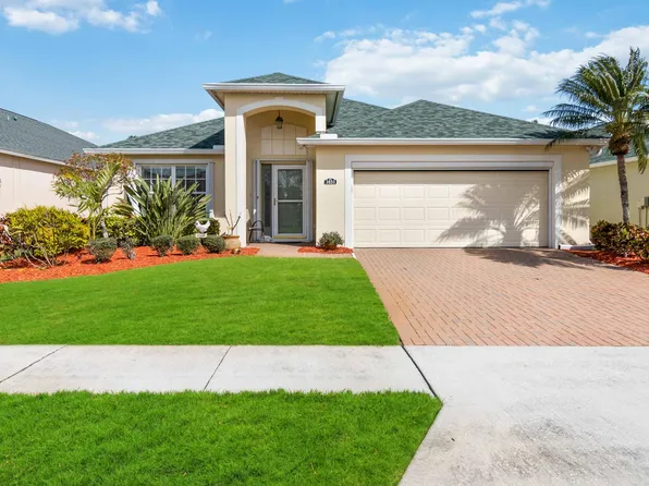 1031 Indian Oaks Dr, Melbourne, FL 32901