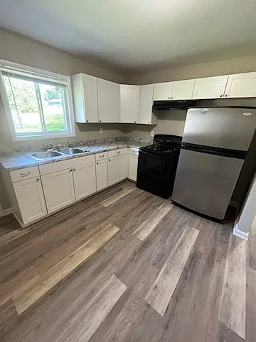 2 bed, $900 — Photo 4