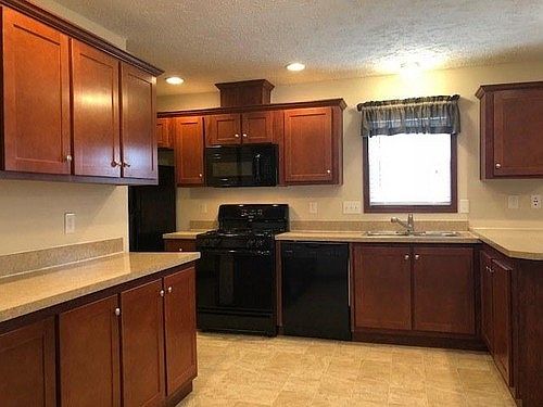 2nd image of 441 Buchanan Dr