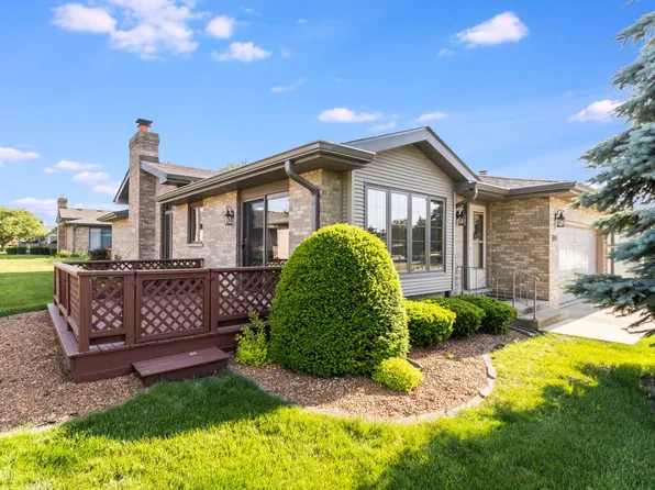 1818 Foxwood Dr, New Lenox, IL 60451