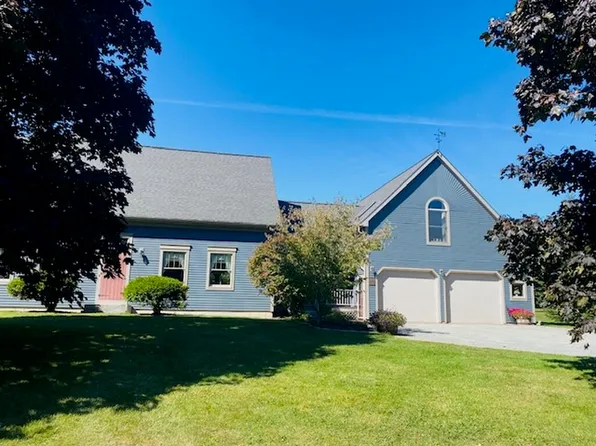 58 Crogan Road, Hermon, ME 04401