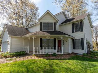 170 S Fox Run Ln, Byron, IL 61010