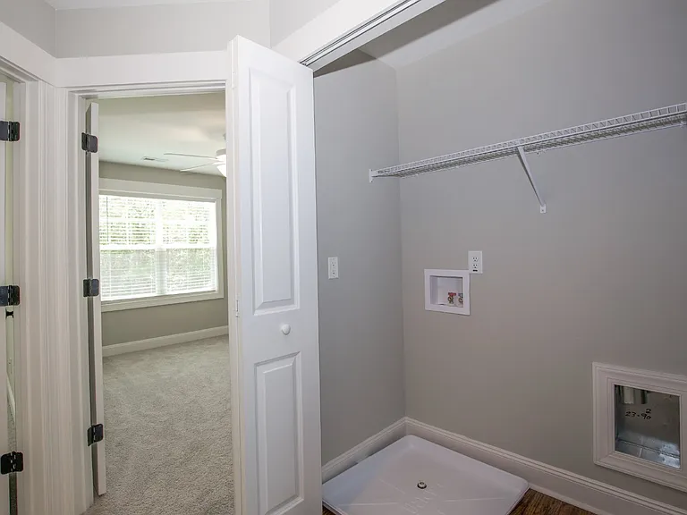1021 Juniper Lake Rd — Photo 24