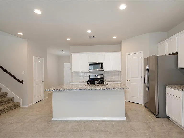 13824 Rock Island Trl — Photo 6