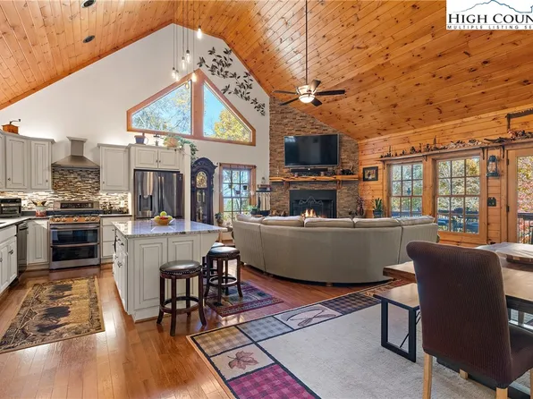 845 Silverleaf Road, Zionville, NC 28698