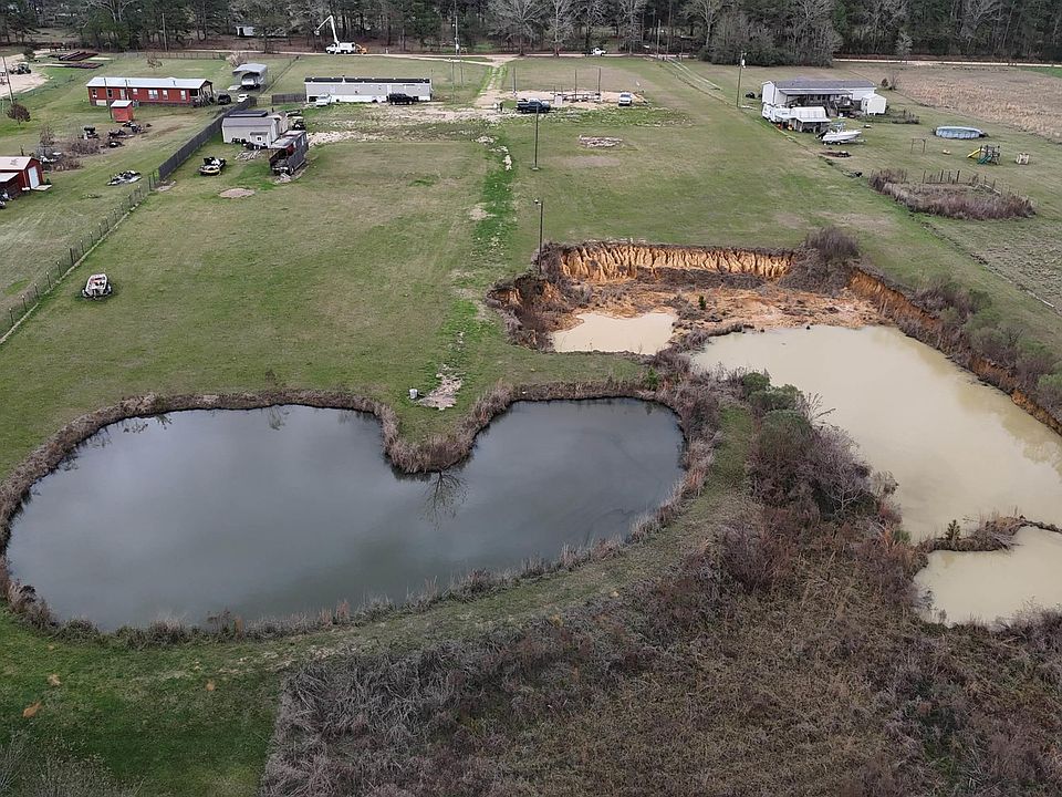 2nd image of 3764 Sam Talbert Rd