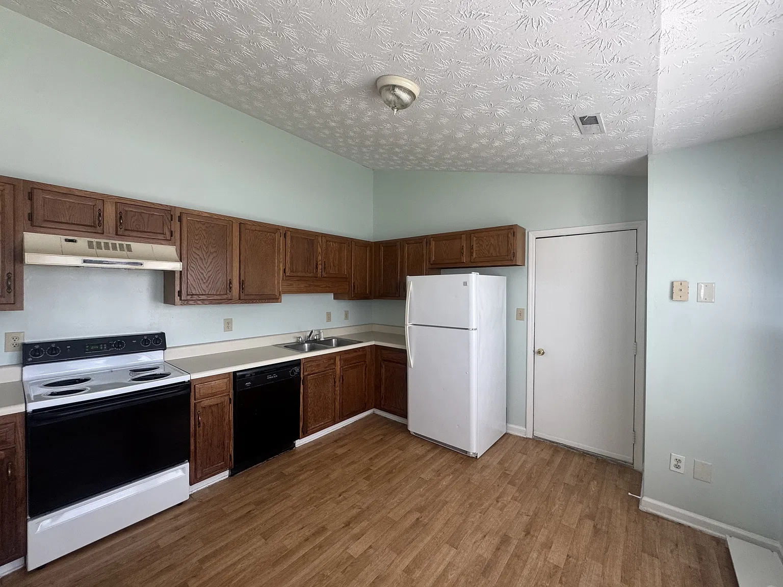 2045 Steeple Chase Court - 1 — Photo 3