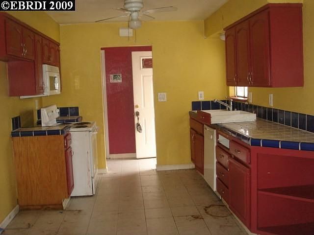2nd image of 3202 G St