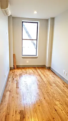 Rented by East Williamsburg Realty Inc | media 76