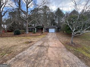 180 Rocky Dr, Athens, GA 30607